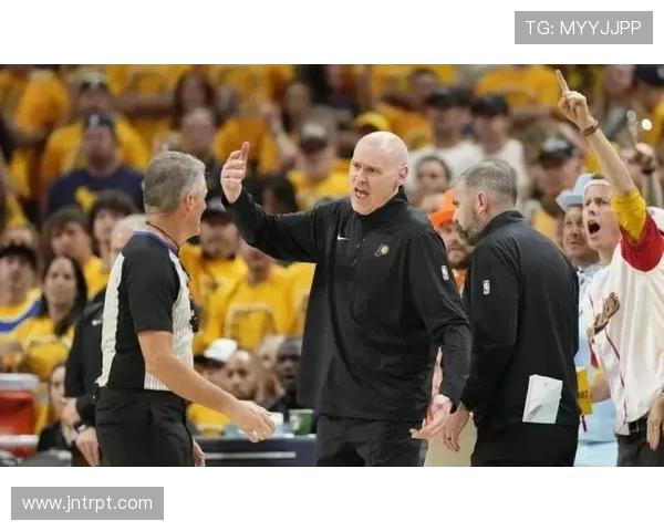 总决赛 G4 裁判争议升级：卡鲁索多特动作未吹，名嘴痛批福斯特尺度失控