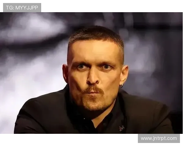 爆冷!沃德利 11 回合 TKO 帕克,锁定乌西克挑战权 爆冷!沃德利 11 回合 TKO 帕克,锁定乌西克挑战权